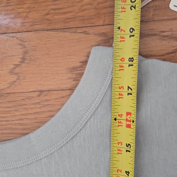 A.N.A BRAND LIGHT GREEN TANK TOPS SIZE LARGE - Picture 9 of 13